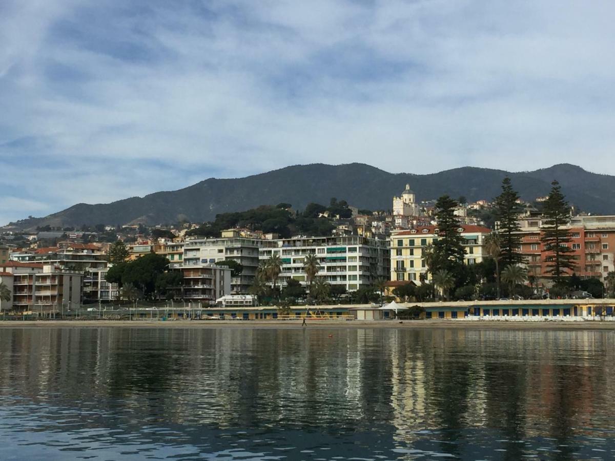 Parva Domus Lägenhet Sanremo Exteriör bild
