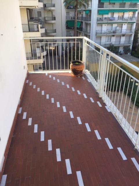 Parva Domus Lägenhet Sanremo Exteriör bild